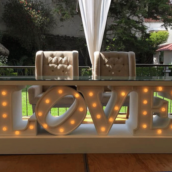 Mesa Love (incluye 2 sillones)